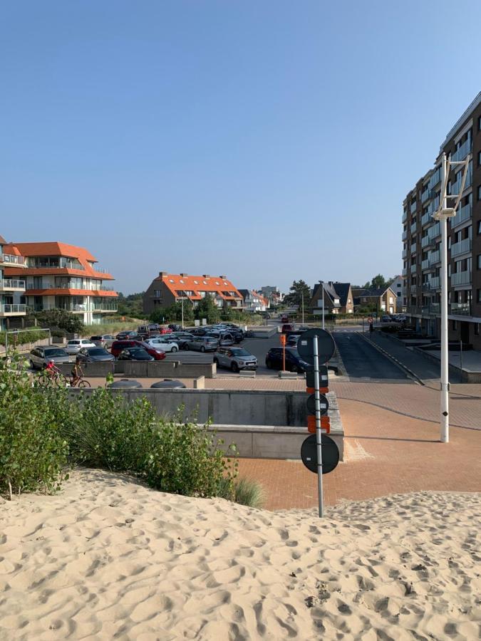 Lizzie'S Studio Apartment Koksijde Exterior photo